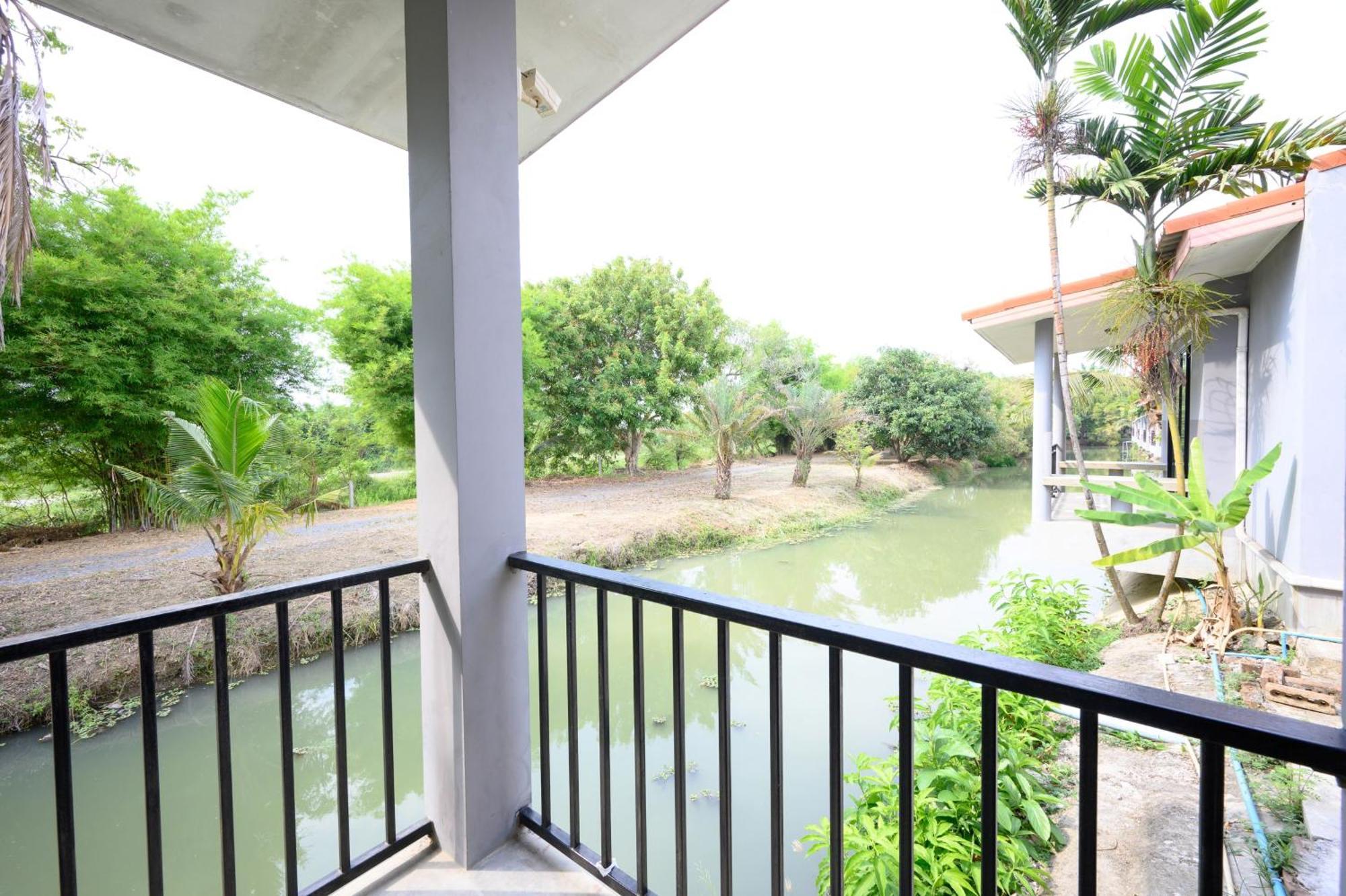 Busaya Resort & Cuisine Nakhon Pathom Chambre photo